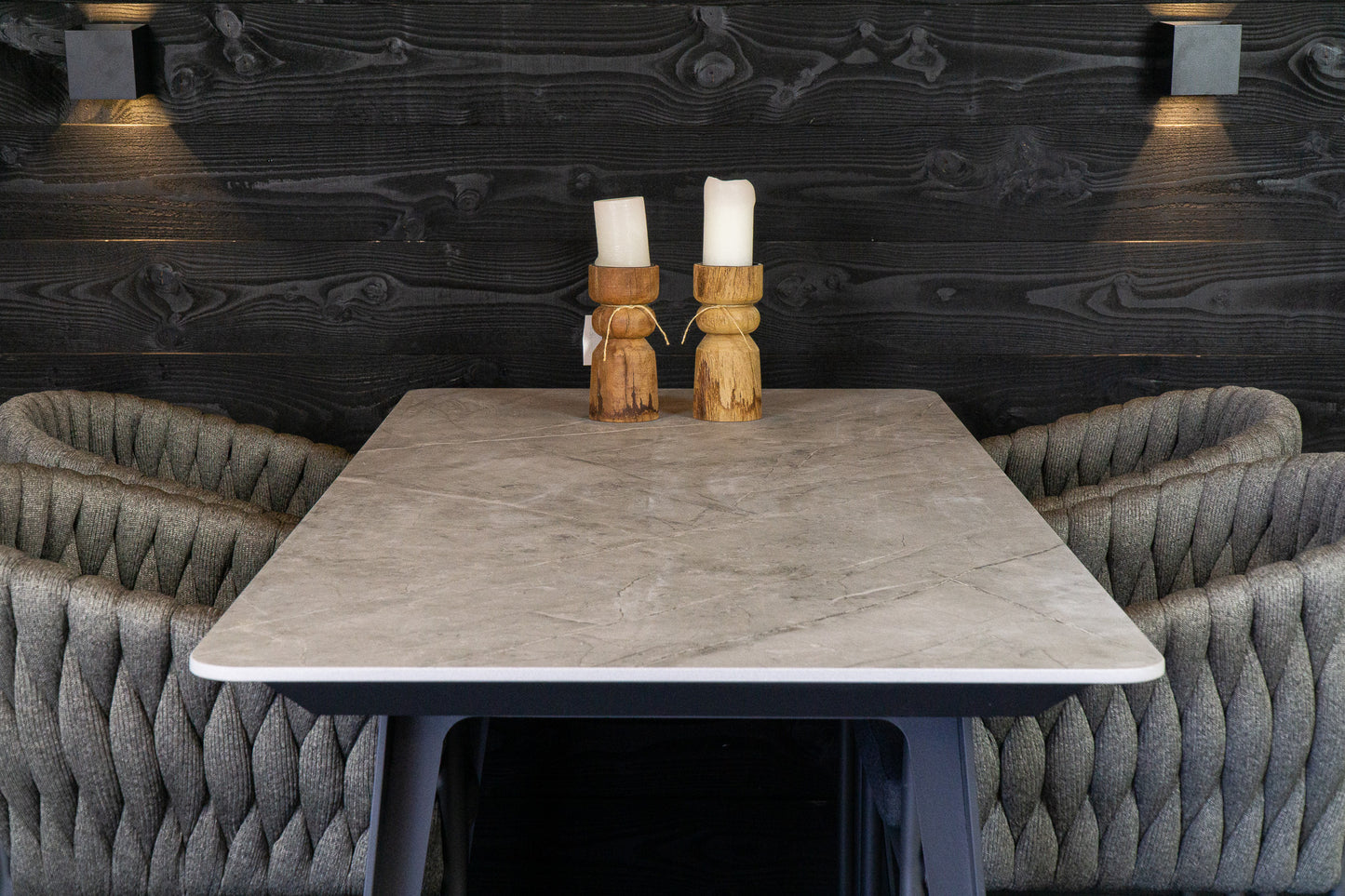 Bartafel Modena charcoal Dekton Vera