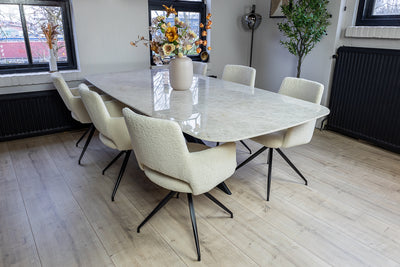 Deens ovale eettafel Taj Mahal kwartsiet met matrix onderstel