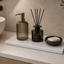 Luxe badkamer plateau van composiet voor zeeppomp en accessoires