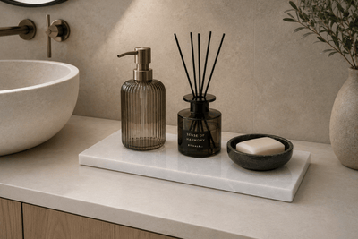 Luxe badkamer plateau van composiet voor zeeppomp en accessoires