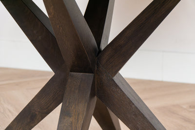 Eettafel met houten Double X-leg onderstel