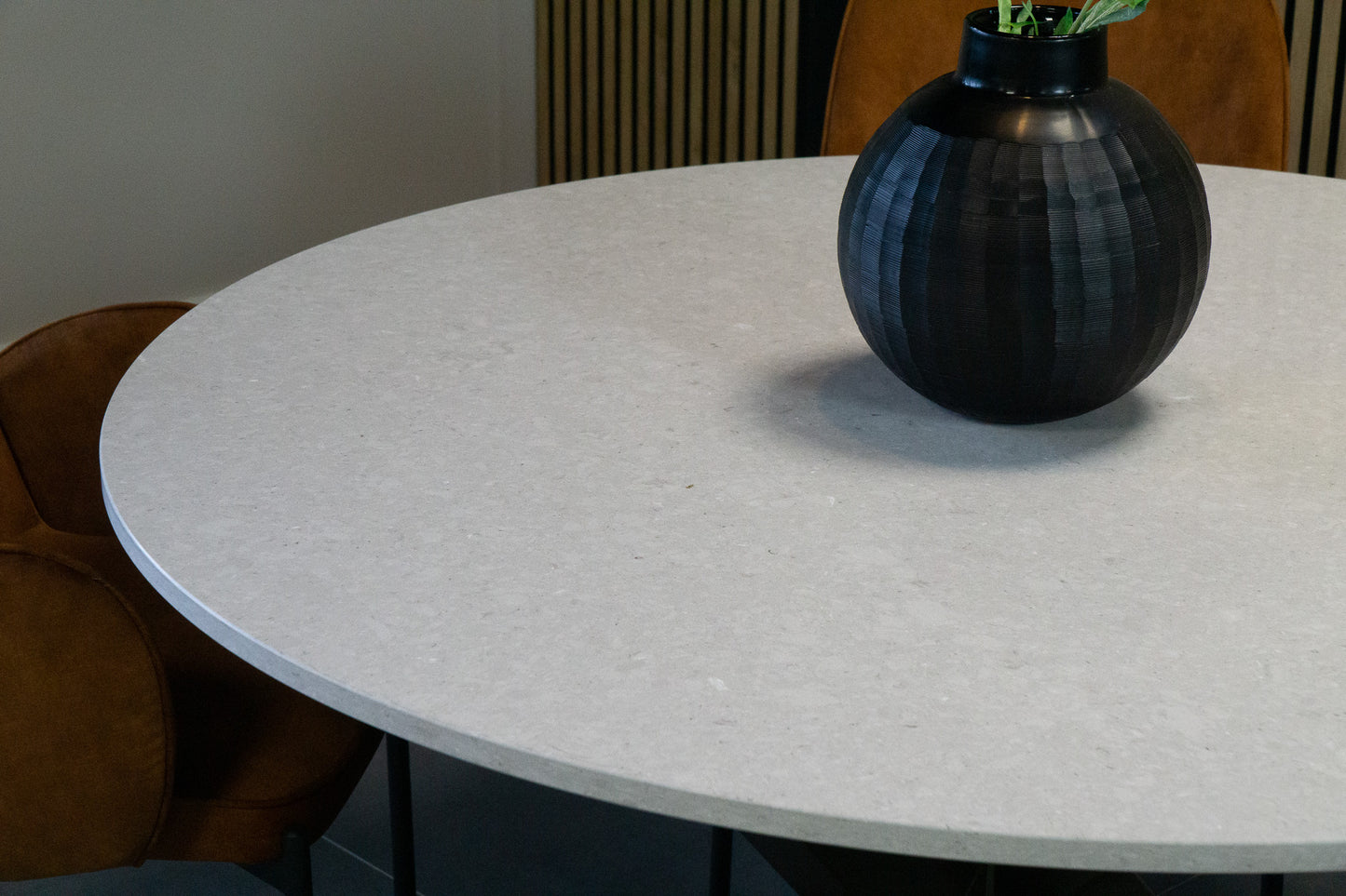 Eettafel rond Caesarstone Clamshell - ⌀ 130 cm